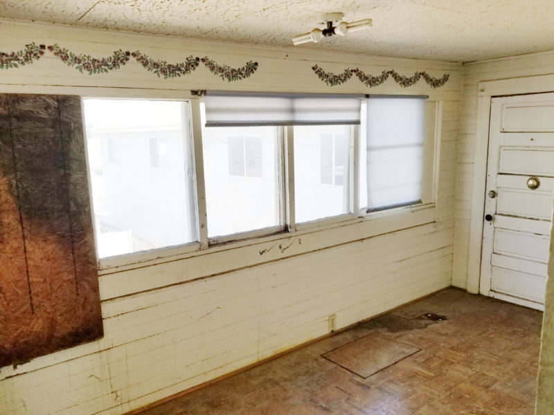 Victorian By The Bay Upstairs Sun Room Windows